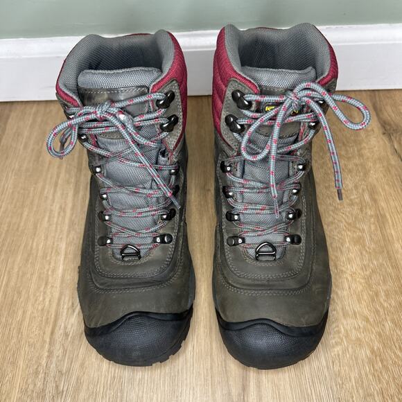 KEEN Womens 9 Boots Revel II Leather Mid Hiking Grey Red Insulated Waterproof - Picture 3 of 9